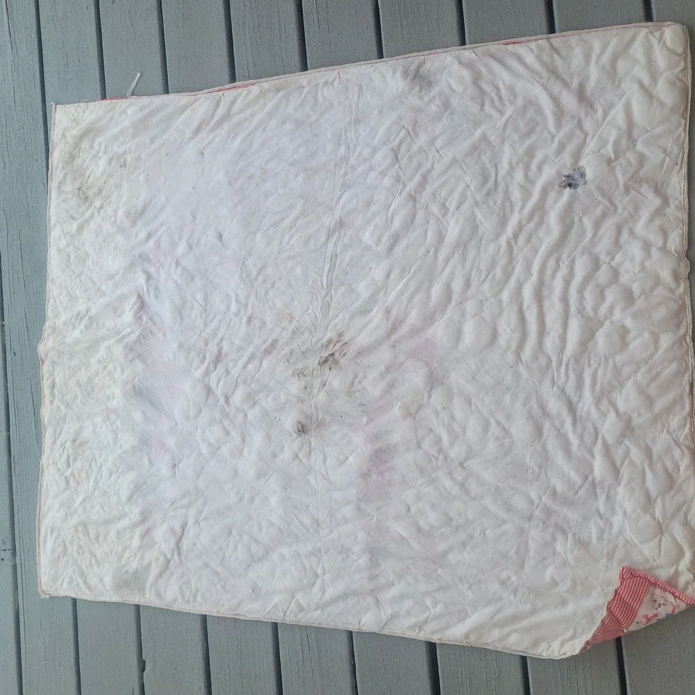 Antique Handmade Quilted Baby Blanket 41x48 Sunbonnet Sue